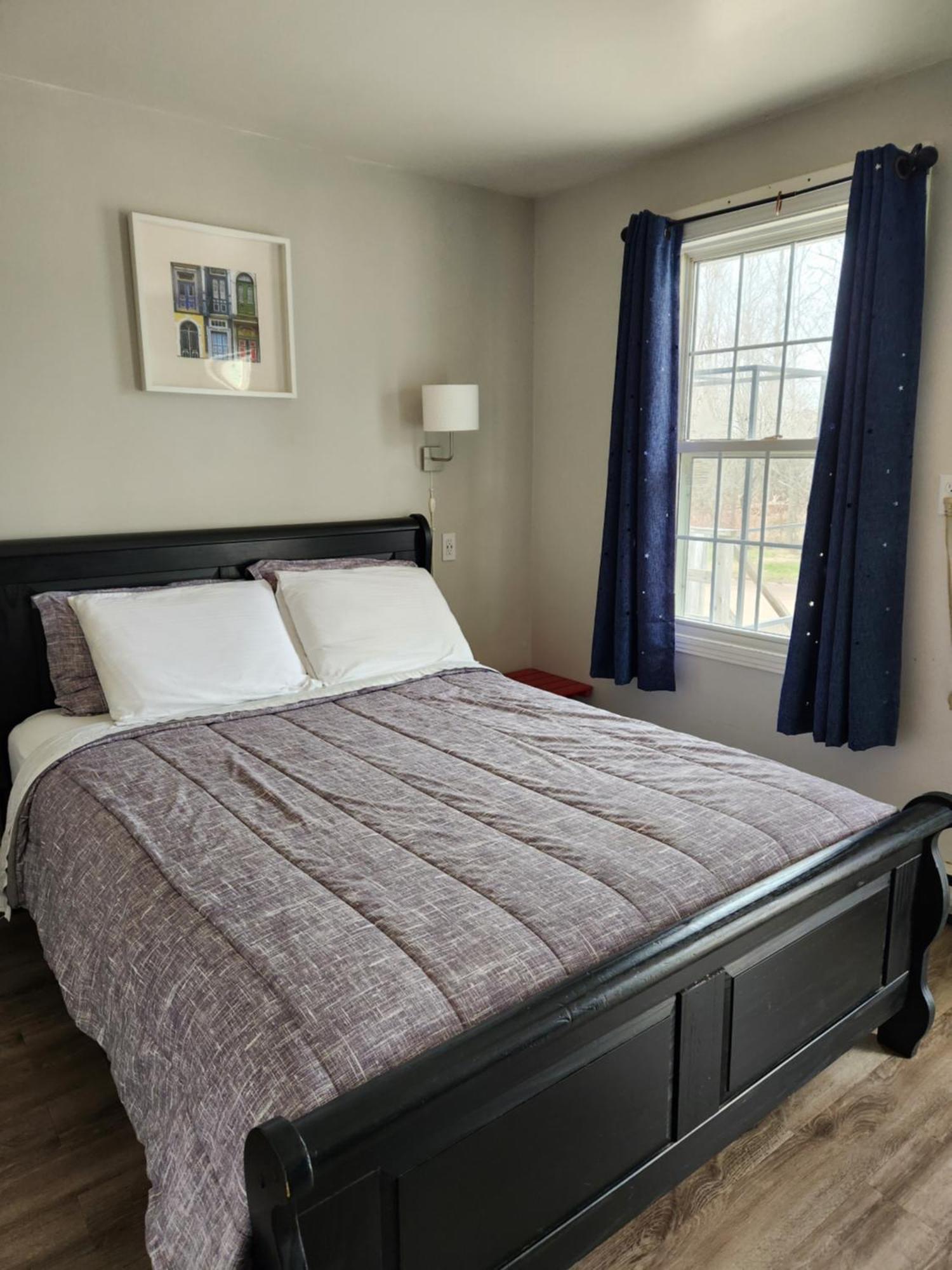 Covered Bridge Inn & Suites Sussex Esterno foto