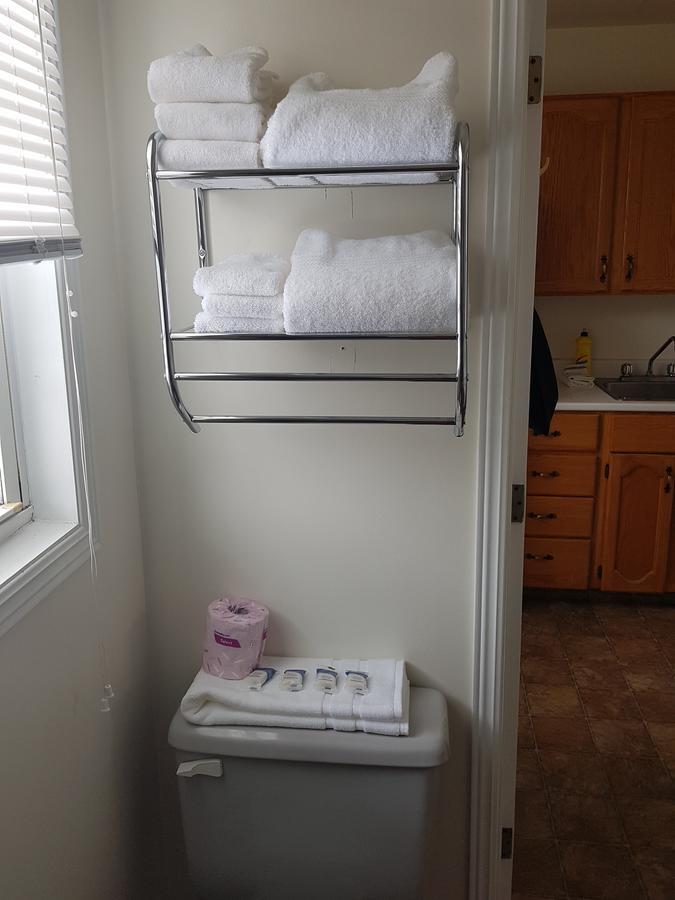 Covered Bridge Inn & Suites Sussex Esterno foto