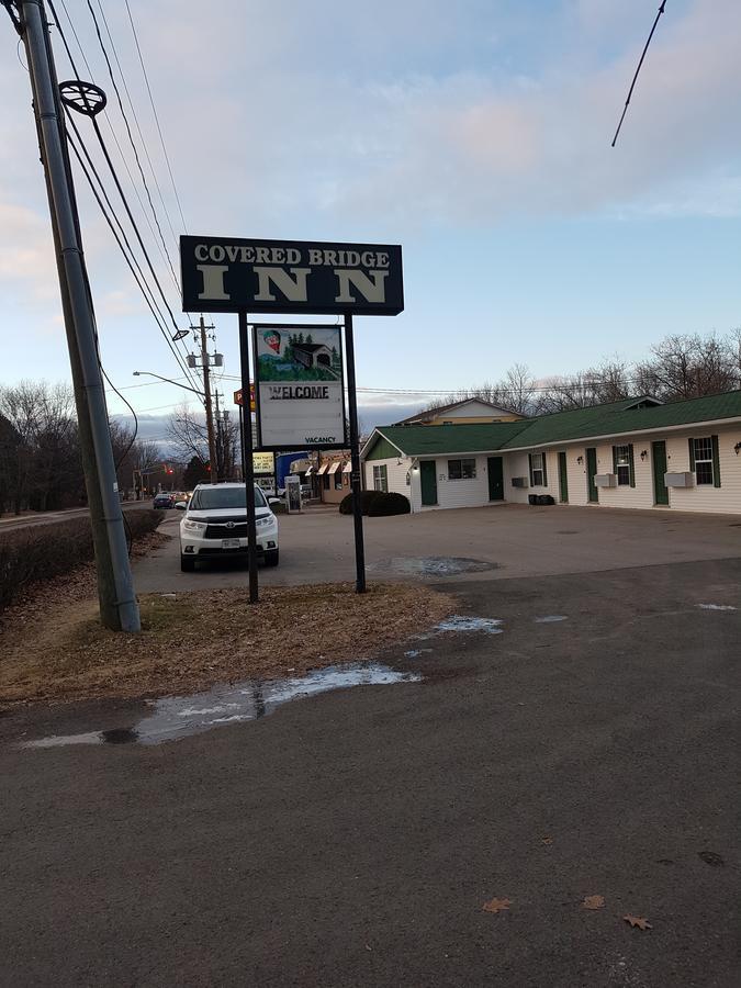 Covered Bridge Inn & Suites Sussex Esterno foto