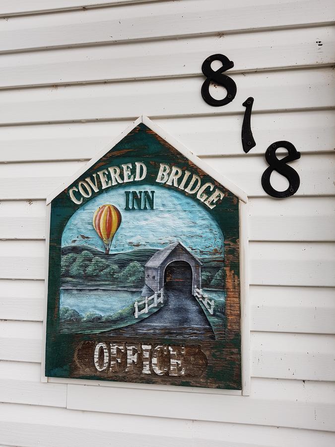 Covered Bridge Inn & Suites Sussex Esterno foto